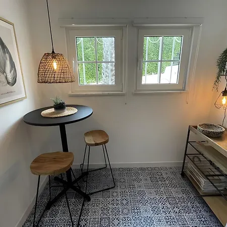 ヴィラ Townhouse With Communal Pool *